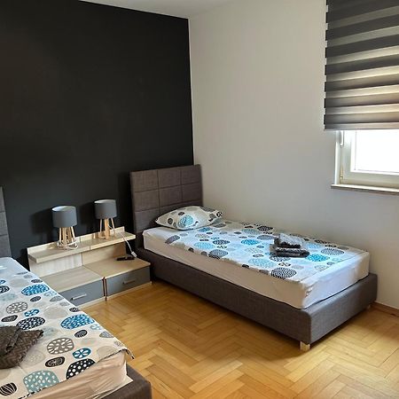 Apartment Lungomare Pula Exteriér fotografie
